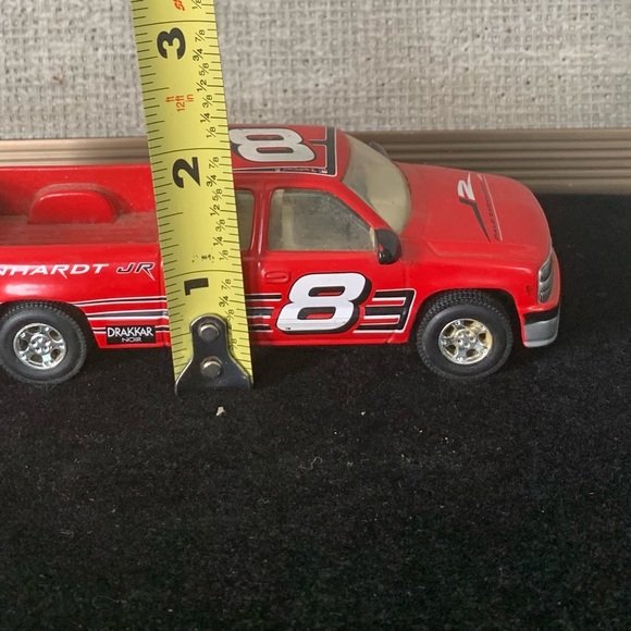 Earnhardt 2003 Chevy Truck - Picture 8 of 9